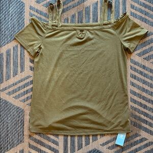Cupshe Olive Short Sleeve Off-Shoulder Top